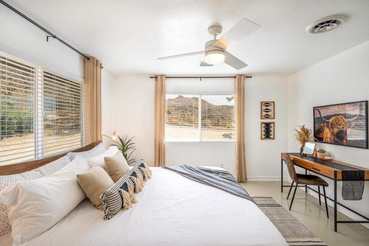 Villa The Full Moon, Joshua Tree: Hot Tub, Sauna, Views